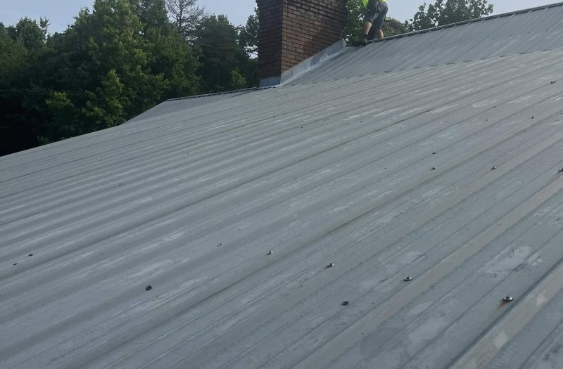 Completed standing seam metal roof on a NW Georgia property